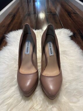 Worn few times heels